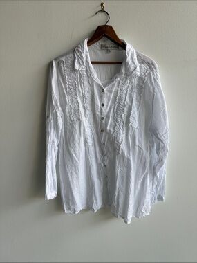 Panel Matters White Ruffled Button-Up Blouse